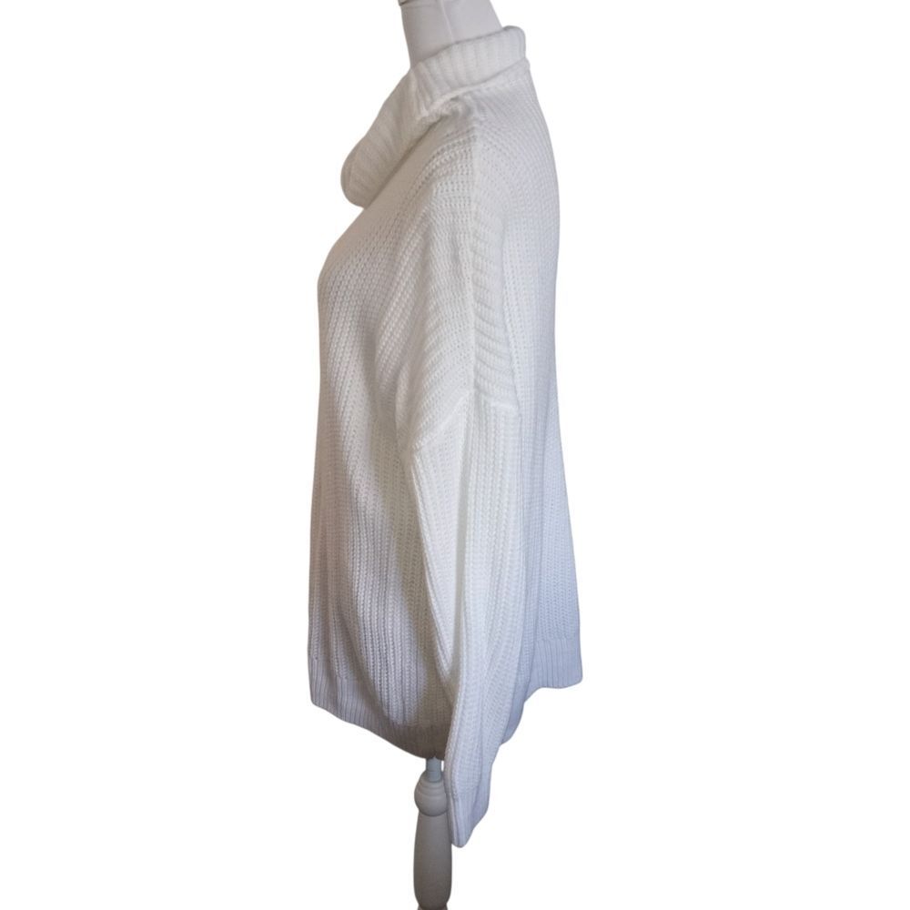 Amazon White Turtleneck Rib Knit Sweater Sz.L EUC - Picture 3 of 6